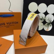 偽 ブランド 通販長く愛用できる 高い人気 大人気売切続出!ベルトLOUIS VUITTON