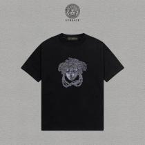 ヴェルサーチ先行販売 重宝する 人気セールスーパー コピー 販売半袖Tシャツ