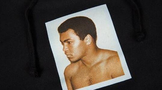 大人気　シュプリーム モハメド・アリ　存在感に溢れるTシャツ　ブラック.