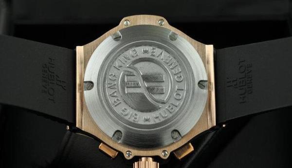 *ファッション性も高いウブロコピー　エレガントなメンズ自動巻き腕時計日付表示 ラバー 46.02mm  .