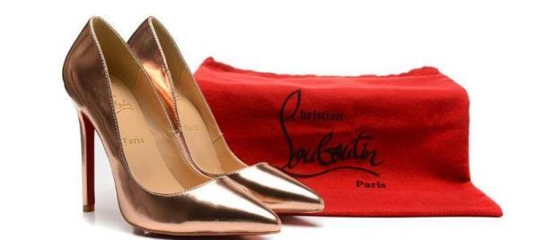 履き心地 Christian Louboutinクリスチャンルブタン 洗練さを追求した万能レディースパンプス.