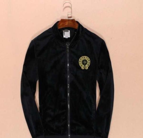 カジュアルライクなCHROME HEARTS クロムハーツコピー　オリジナルプリント お洒落に魅せるセットアップ上下 ベロア.