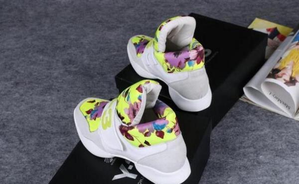 クッション性抜群　Y-3 コピー　おしゃれなスニーカー 2色可選.
