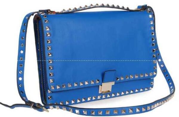 芸能人愛用　VALENTINO ヴァレンティノ バッグ コピー　通勤・通学に頼れるバッグ