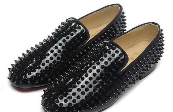 最新作一番人気のクリスチャンルブタンChristian Louboutin　ローラー ボート スニーカー 靴　28638836　スエード スリッポン