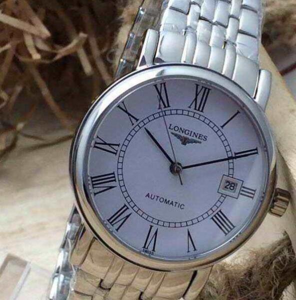 都会的でロンジン LONGINESL4.821.2.11.7　 シルバー メンズ スタイリッシュな腕時計