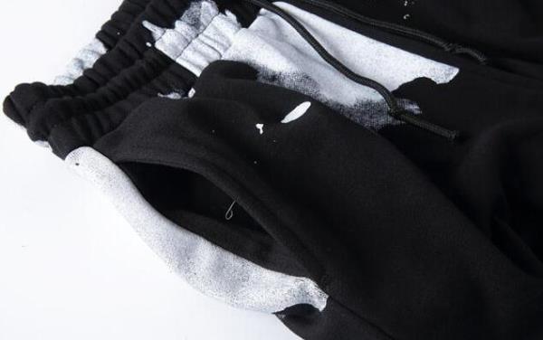 キレイめな印象に　OFF-WHITE  新作 オフホワイト  魅了するジーンズメンズファッション