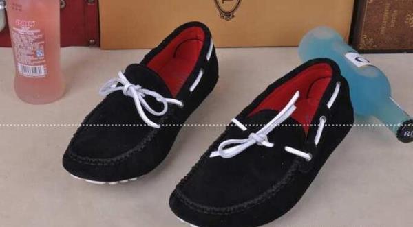 上質な大人カジュアルの TOD'S トッズ靴新作 　軽量仕様　シューズ スエード 靴