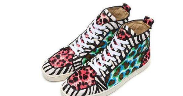 軽快な履き心地CHRISTIAN LOUBOUTIN  勝手に使えるルブタン スニーカー コピー