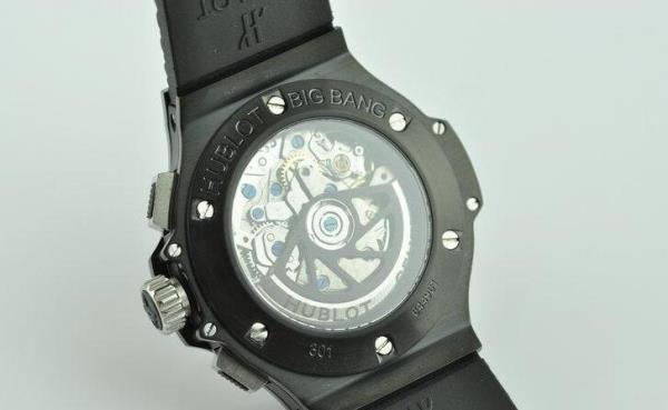 品質の高さ HUBLOT ウブロ 6針 セラミック ラバービッグバン 301.SX.130.RX 　自動巻きメンズ腕時計