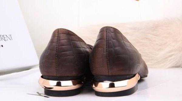 プレゼントにも ALEXANDER WANG アレキサンダーワン　大人向けおすすめシューズブランド日本専門店