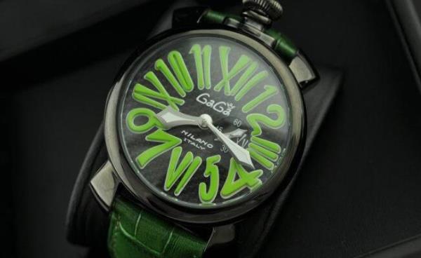 防水機能性あるガガミラノ GaGa MILANO  スリム46MM 手元で抜群のメンズ腕時計 5084.3