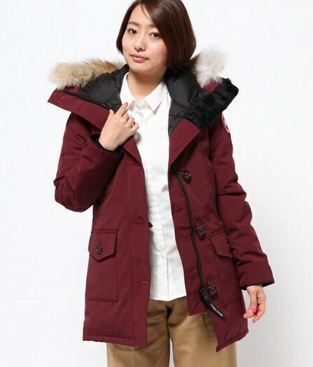 今季イチオシの一枚　タナダグース　コピー　CANADA GOOSE　最高品質のダウンジャケット.