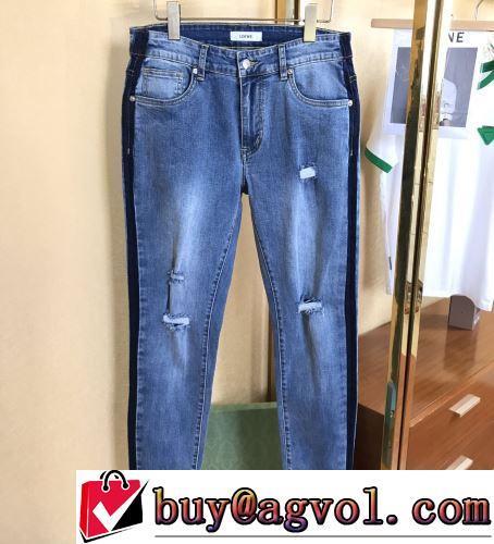 足長効果のある デニムパンツ コーデの幅広い ロエベスーパーコピー 耐久性のある 2022春夏 魔法のデニム