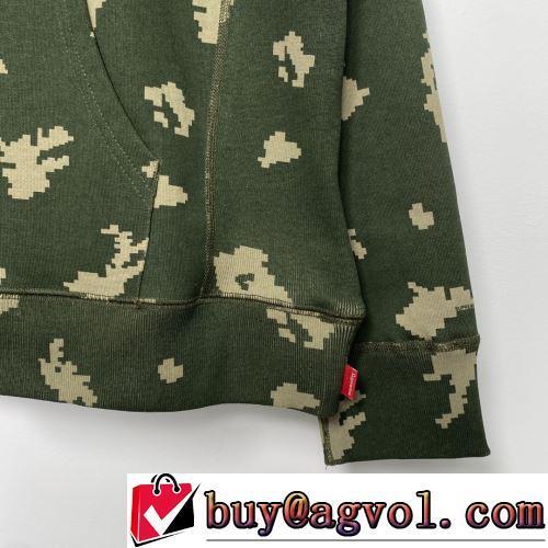 2022新作 パーカー  Supreme FW21 Box Logo Hooded Sweatshirt 存在感のある 強い魅力を感じる一枚 ラックスした雰囲気 流行に関係なく長年愛用できる シュプリームブランド 偽物 通販