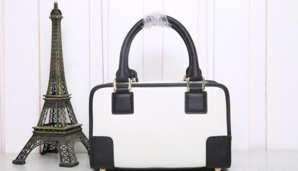 長く愛用するLOEWE ロエベバッグ新作　 最高級の手持ち&ショルダー掛け レディースバッグ