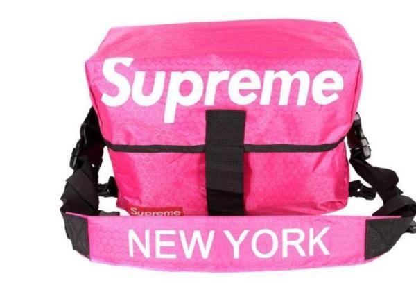 おしゃれ シュプリーム SUPREMEショルダーバッグ 人気　気品溢れるバッグ