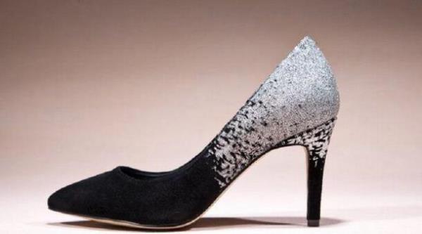 季節感を出したGIUSEPPE ZANOTTI ジュゼッペザノッティ　夏には涼しげなパンプス通販 レディース