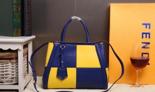 格調高いFENDI 　フェンディ スーパー コピー　 希少なハンドバッグ