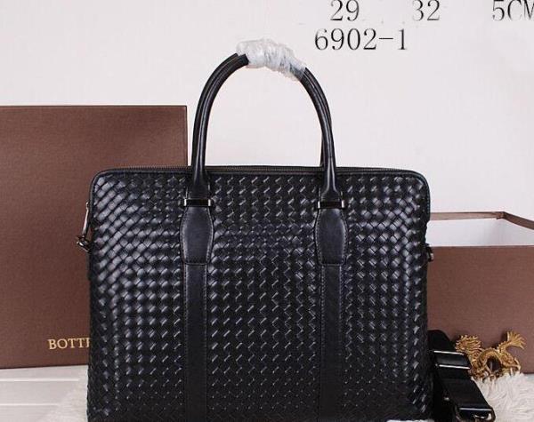今季の爆款　BOTTEGA VENETAボッテガ ブランド スーパー コピー 　高級感あるメンズバッグ