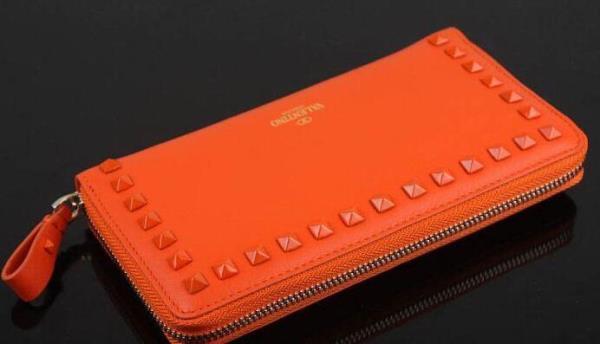 魅力な VALENTINO ヴァレンティノ財布 レディース  使い勝手に優れたレディース長財布
