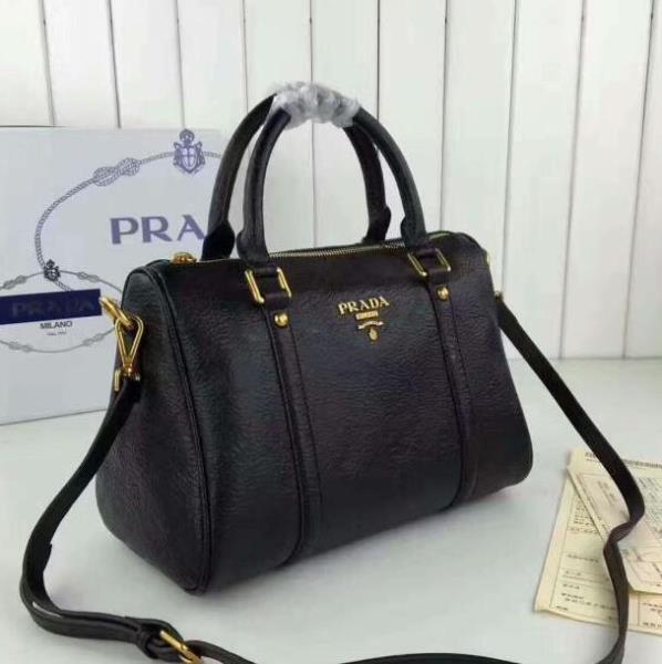 低頃な価格　プラダ コピー バッグ　PRADA 4色　女性を魅了し続ける逸品
