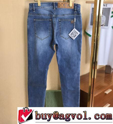 足長効果のある デニムパンツ コーデの幅広い ロエベスーパーコピー 耐久性のある 2022春夏 魔法のデニム