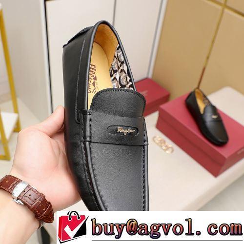 FERRAGAMOスーパーコピー 激安 2022新作 モカシン 大人の雰囲気抜群 存在感のある