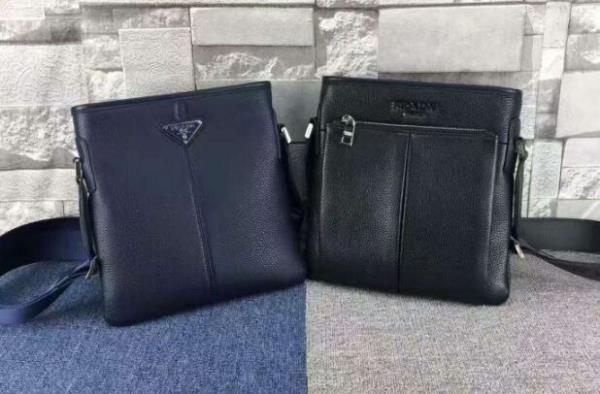 高品質プラダバッグメンズPRADAショルダーバッグ メッセンジャーバッグ 通勤 通学 カジュアル斜め掛けバッグ