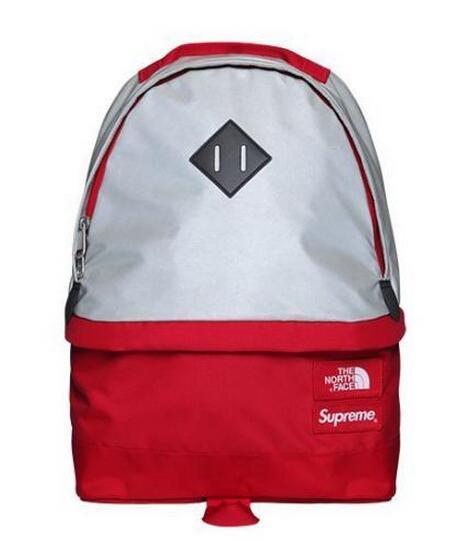 一味違うアイテム　シュプリーム　Supreme The North Face/Supreme Reflective 3M Medium Day Pack Backpack 大容量あるバッグ.