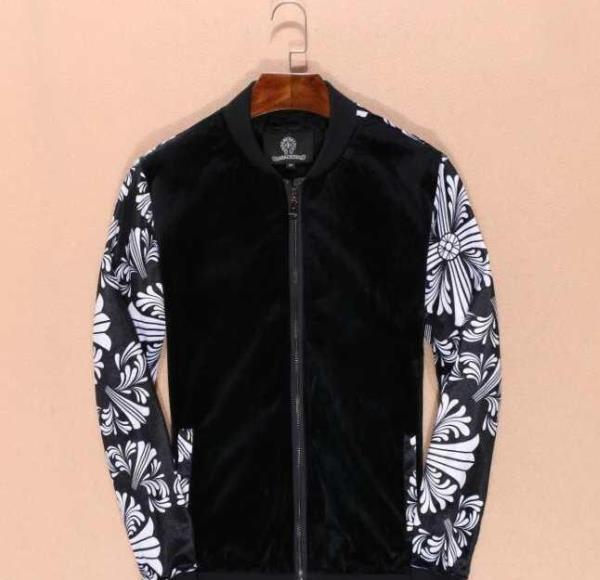 柔らかな手触りが魅力的なCHROME HEARTS クロムハーツ　一味が違うセットアップ上下.