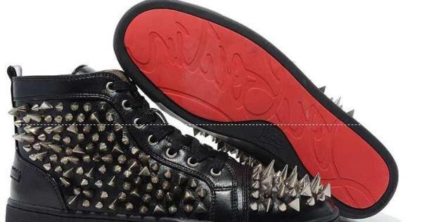 ファッション性に溢れるChristian Louboutinクリスチャンルブタン　高品質と大評価を持ちスニーカー 靴.
