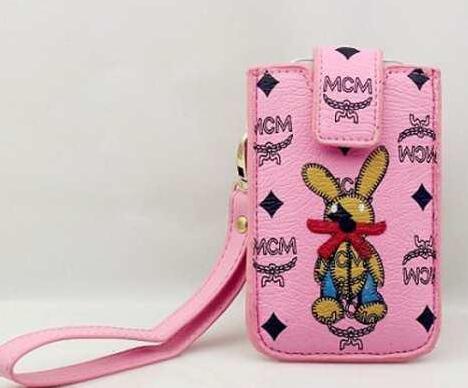 お洒落なエムシーエムmcm コピー 激安　機能があるiPhone5/5S 専用携帯ケース .