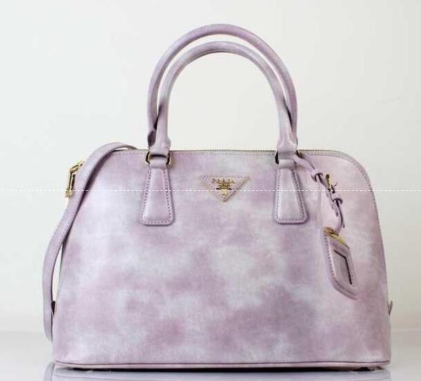 人気が爆発  新作 PRADA プラダ スーパーコピー　相性抜群のレディースバッグ.