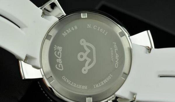 絶大な人気ガガミラノ コピーGaGaMILANO 　6針クロノグラフ ラバー　腕時計 .