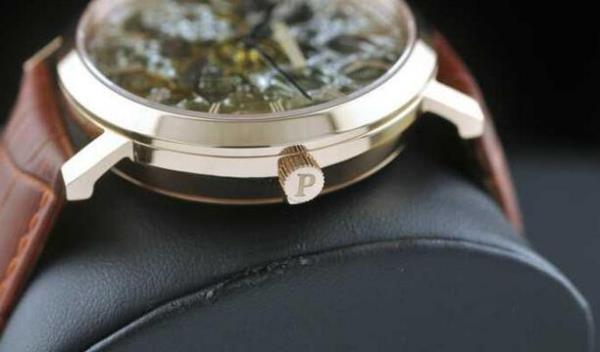 高品質を演出するPIAGET ピアジェ　今季流行の機械式メンズ腕時計.