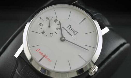 オシャレな印象を引き立てるPIAGET ピアジェ　カジュアルな雰囲気にメンズ腕時計.