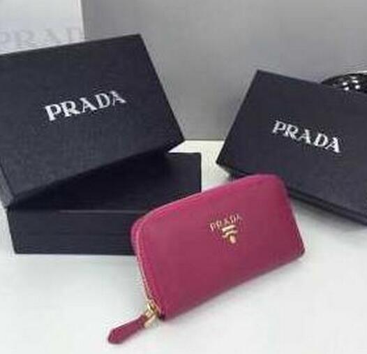 機能性に優れた　秋冬 prada プラダ 上質な素材でキーケース 4色可選 