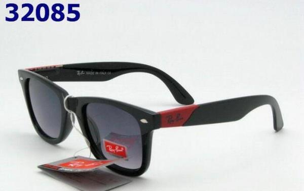 レトロな雰囲気が魅力的なRAYBAN レイバンコピー　 汎用性が高いサングラス.
