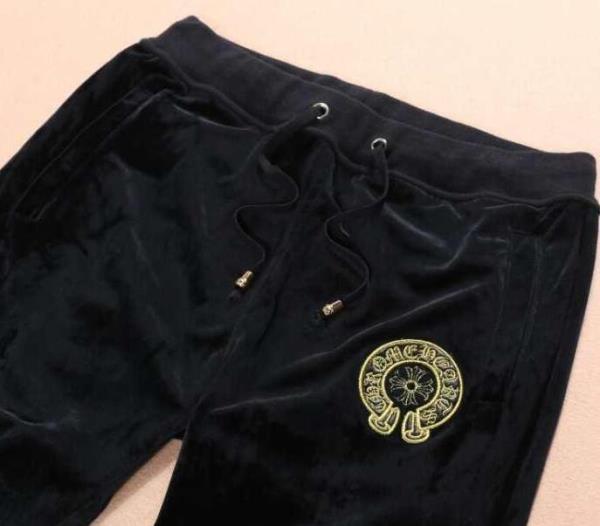 カジュアルライクなCHROME HEARTS クロムハーツコピー　オリジナルプリント お洒落に魅せるセットアップ上下 ベロア.