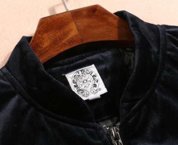 カジュアルライクなCHROME HEARTS クロムハーツコピー　オリジナルプリント お洒落に魅せるセットアップ上下 ベロア.