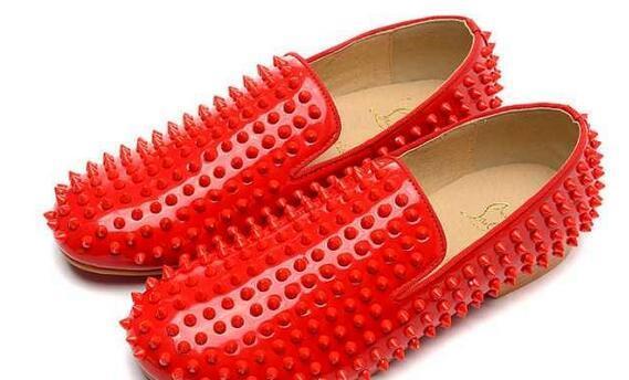 希少 Christian Louboutinクリスチャンルブタンスーパーコピー  圧倒的な人気を誇るスニーカー.