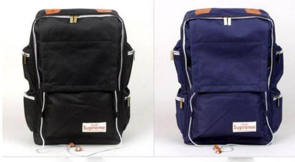 上品な光沢感のあるSUPREME シュプリーム  高級感のリュック.