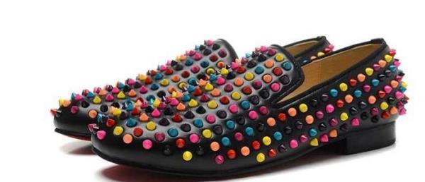 トレンド感を加えた Christian Louboutinクリスチャンルブタン スニーカー.