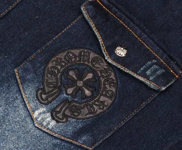 上品にコーディネート CHROME HEARTS クロムハーツ  一味違ったデニムジャケットコート.