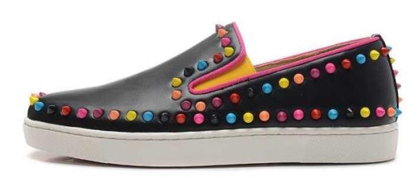 日本が誇るChristian Louboutinクリスチャンルブタン 独創的なデザインスニーカー.