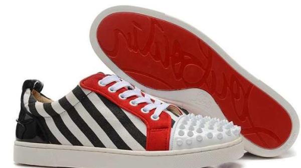 軽くておしゃれなChristian Louboutinクリスチャンルブタン 高い耐久性に溢れるスニーカー.
