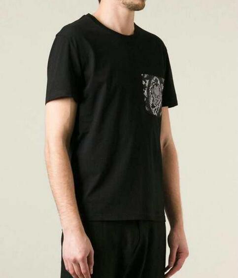 大人気　alexander mcqueen アレキサンダー マックイーン 　大人のおしゃれなラウンドネック半袖Tシャツ.