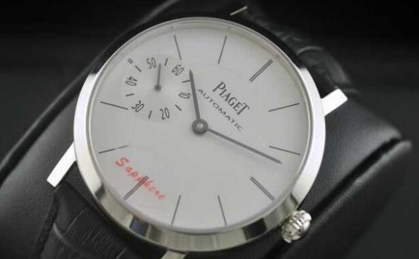 デザイン性に優れたPIAGET ピアジェスーパーコピー　耐衝撃性の高い男性用腕時計.