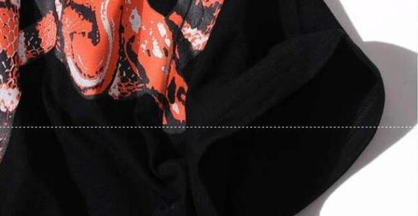 驚きの破格値新品 Marcelo Burlon マルセロバーロンコピー　 毎日大活躍 半袖 Tシャツ.